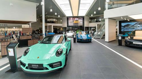 Porsche Centre Nottingham 4