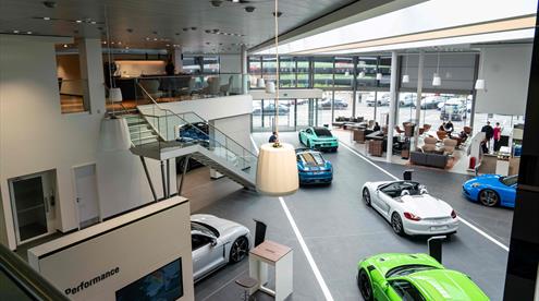 Porsche Centre Nottingham 3